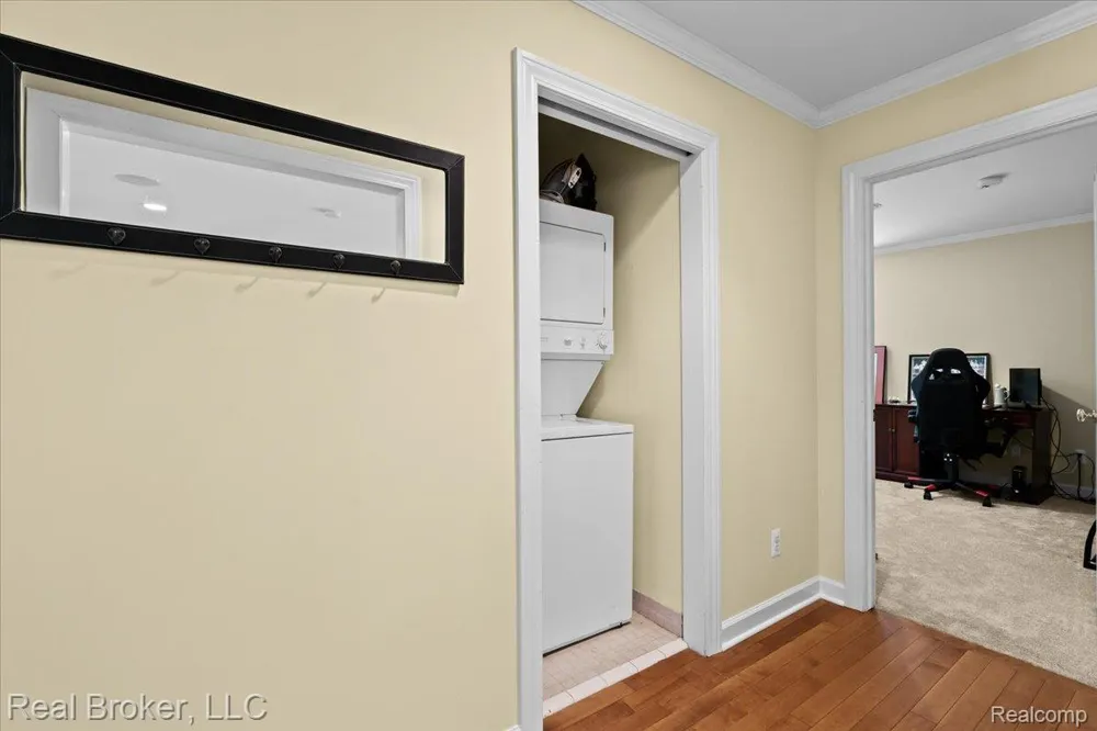 5392 Hidden Pines Drive Brighton City, MI 48116