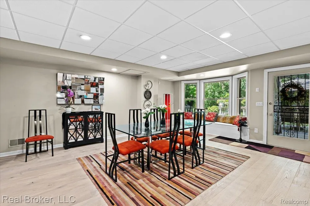 5392 Hidden Pines Drive Brighton City, MI 48116
