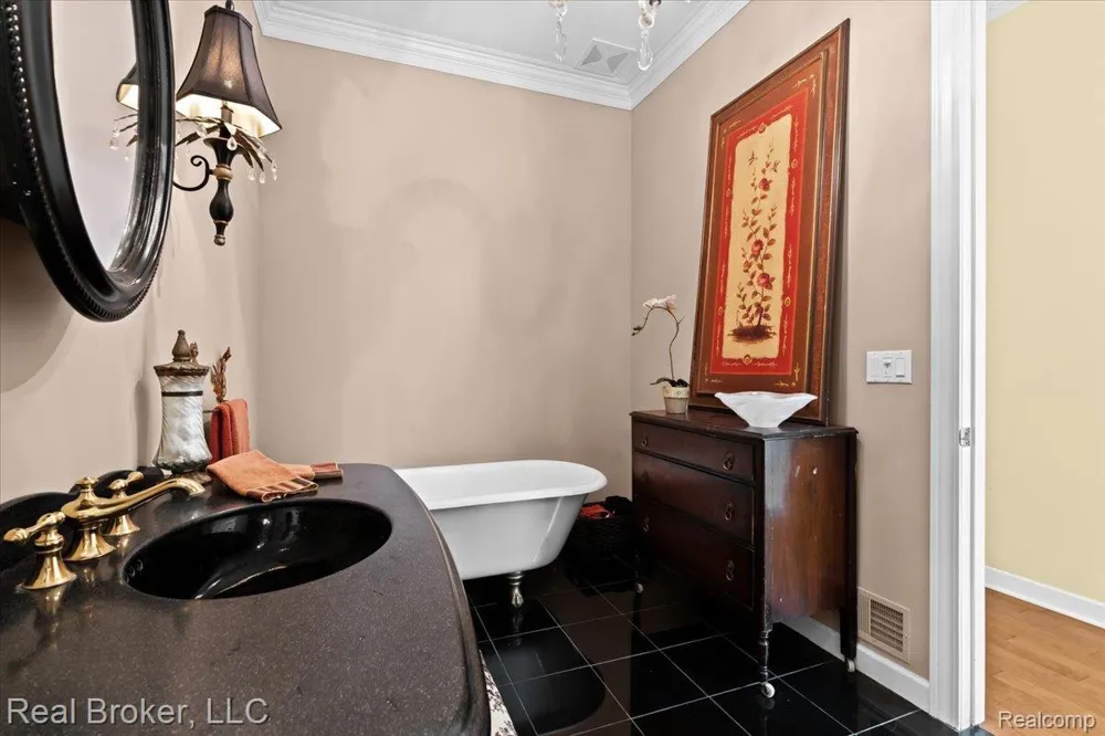 5392 Hidden Pines Drive Brighton City, MI 48116