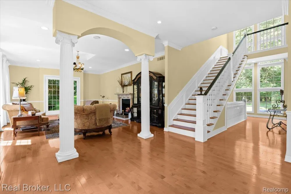 5392 Hidden Pines Drive Brighton City, MI 48116