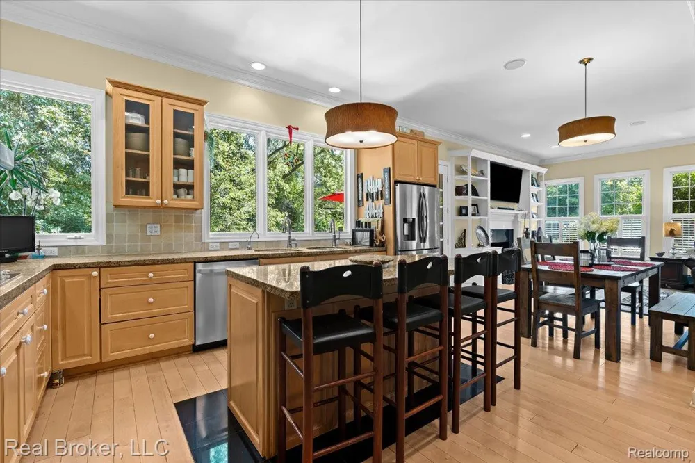 5392 Hidden Pines Drive Brighton City, MI 48116