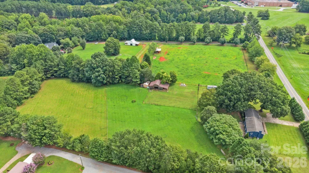 6268 Long Island Road Catawba, NC 28609