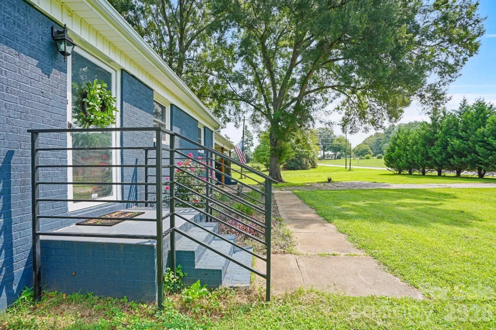 6268 Long Island Road Catawba, NC 28609