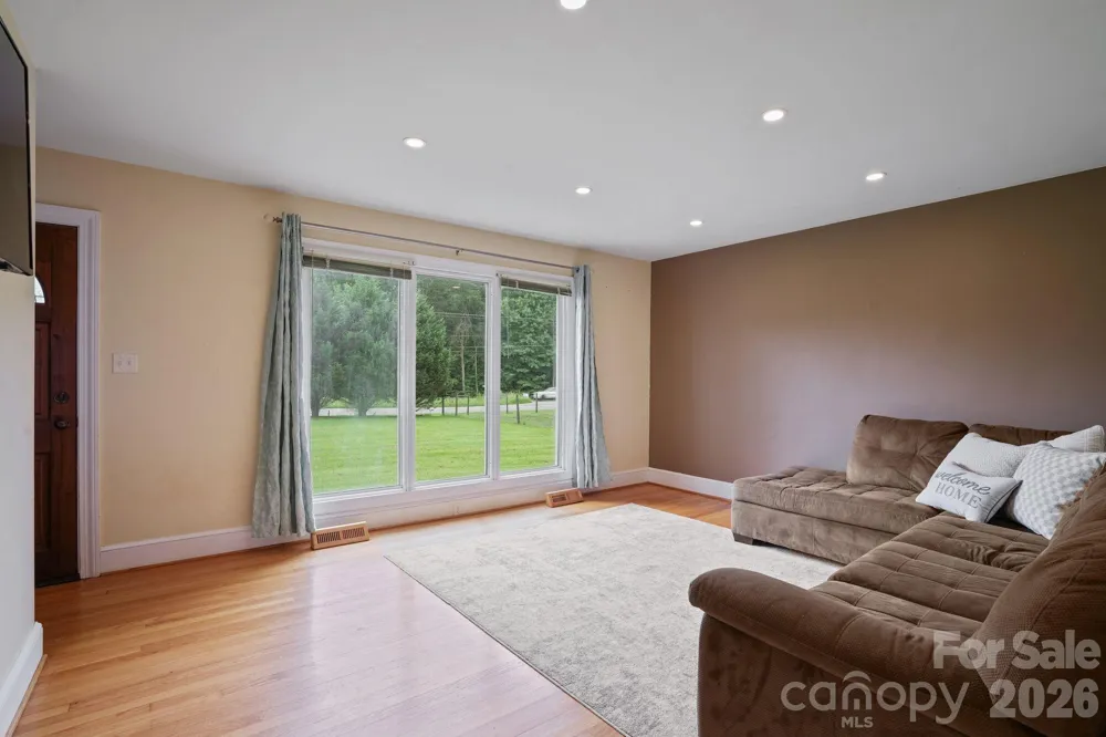 6268 Long Island Road Catawba, NC 28609
