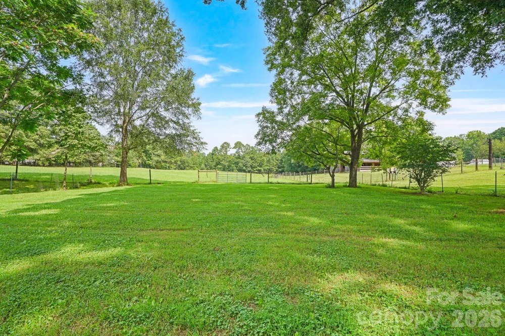 6268 Long Island Road Catawba, NC 28609