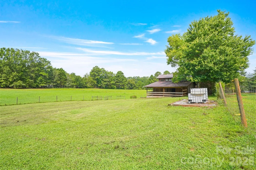 6268 Long Island Road Catawba, NC 28609