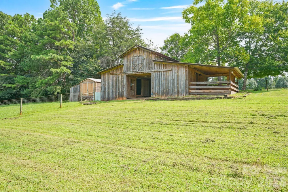 6268 Long Island Road Catawba, NC 28609