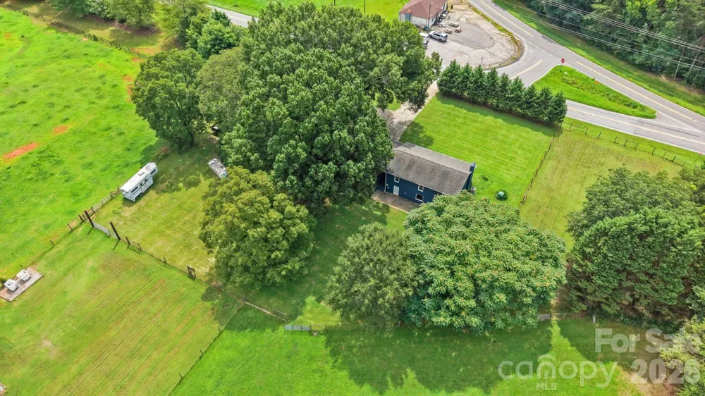 6268 Long Island Road Catawba, NC 28609