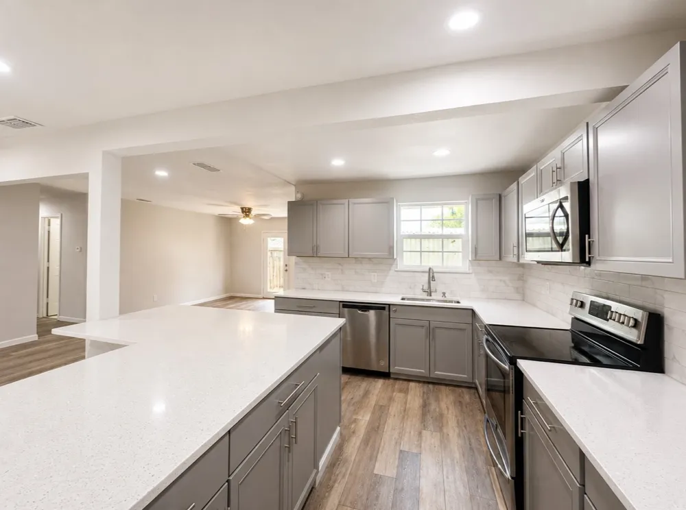 4142 Victoria Street Irving, TX 75062