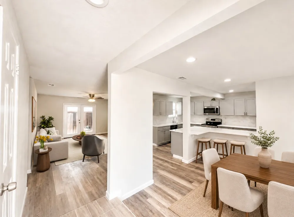 4142 Victoria Street Irving, TX 75062
