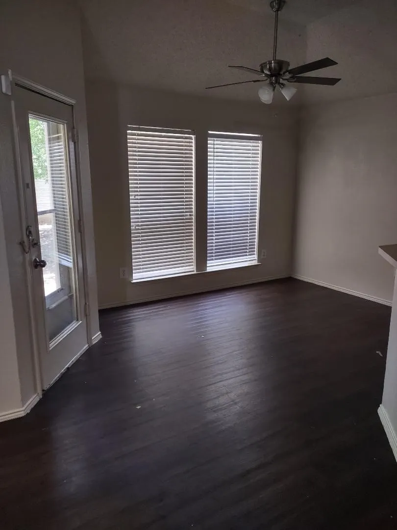 500 Fort Worth Street Mansfield, TX 76063