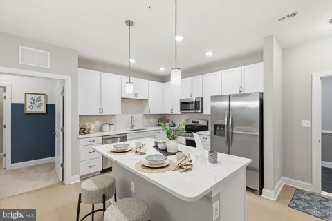 402 BOLD RULER COURT #205