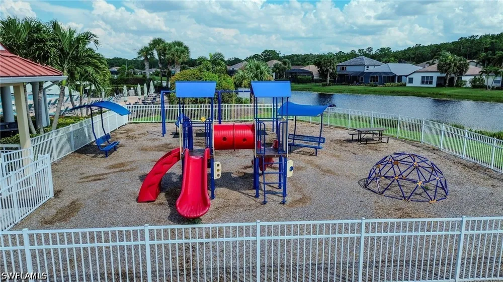 E Windsor Drive Alva, FL 33920