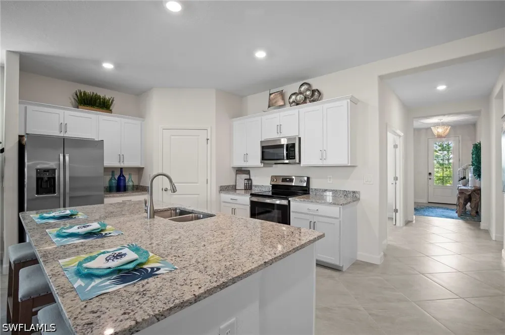 E Windsor Drive Alva, FL 33920