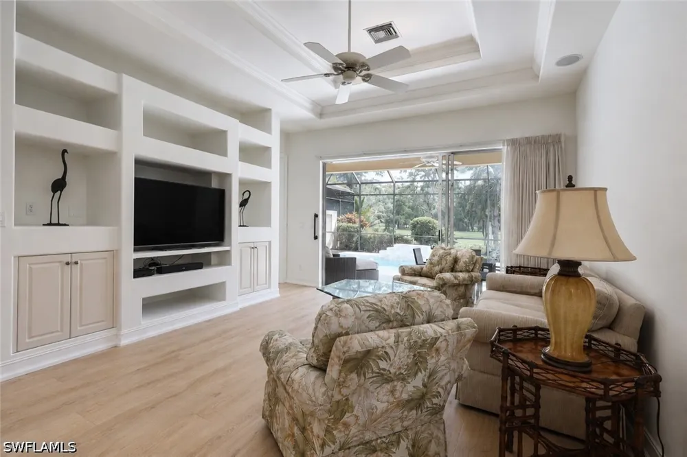 Santorini Court Naples, FL 34119