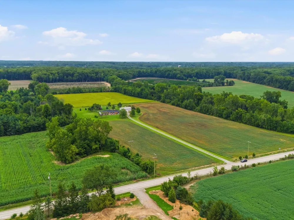 34189 30 Mile Road Lenox Township, MI 48050