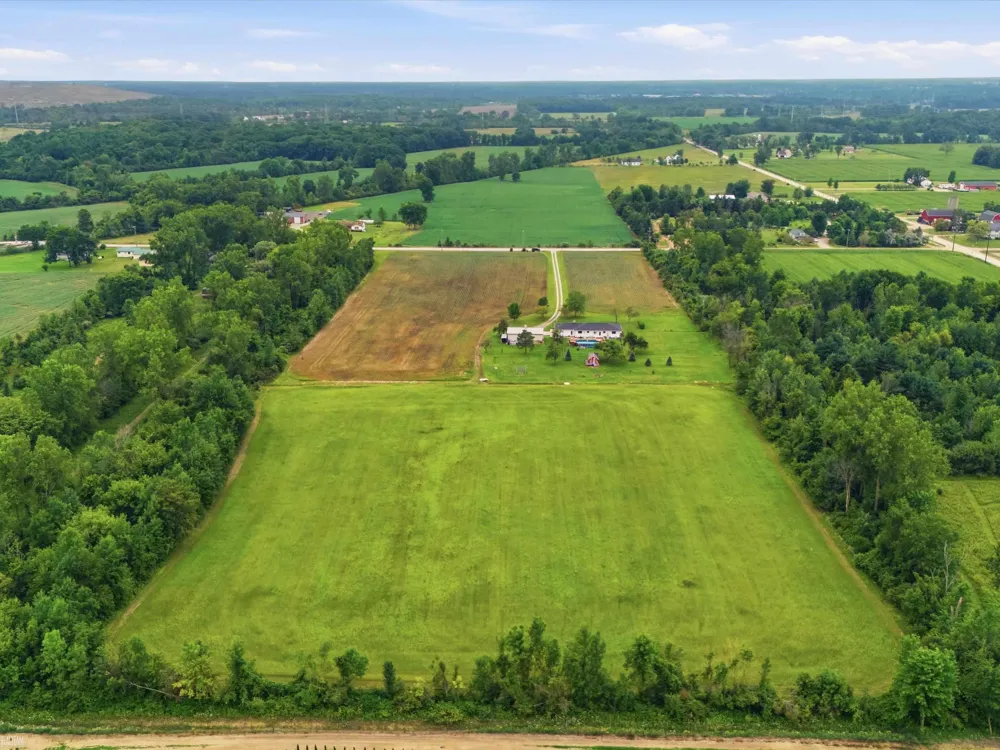 34189 30 Mile Road Lenox Township, MI 48050