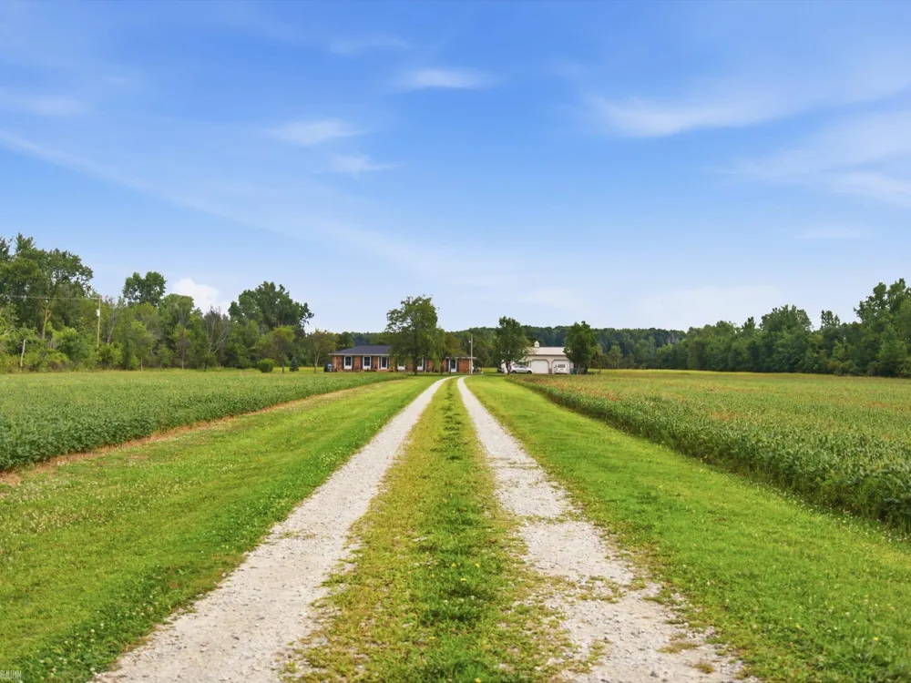 34189 30 Mile Road Lenox Township, MI 48050