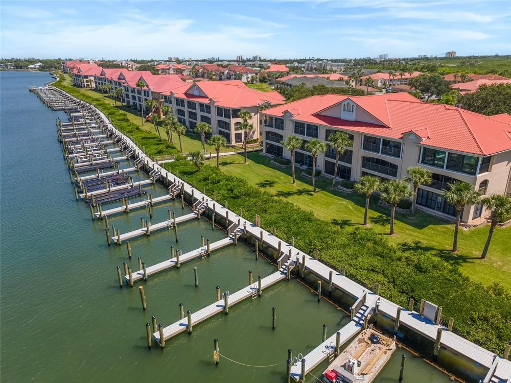 426 BOUCHELLE DRIVE #301 New Smyrna Beach, FL 32169