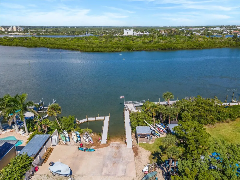 426 BOUCHELLE DRIVE #301 New Smyrna Beach, FL 32169