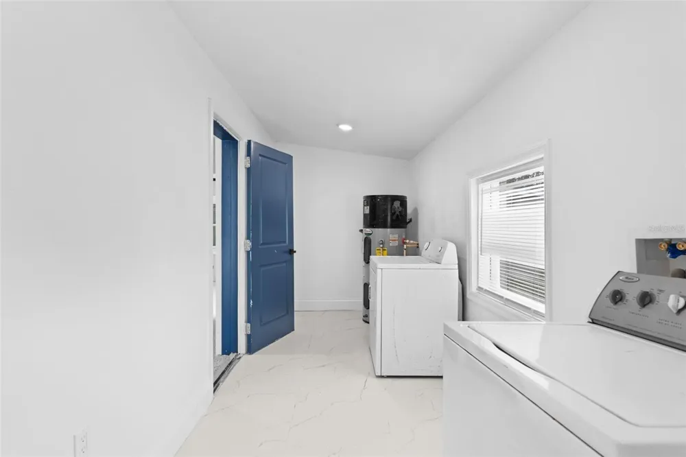 929 ADRIAN COURT Lakeland, FL 33801