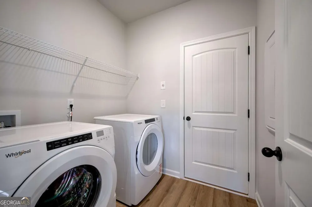 332 Bedford TRCE Conyers, GA 30094