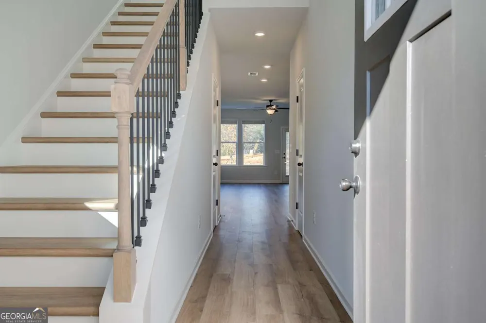 332 Bedford TRCE Conyers, GA 30094