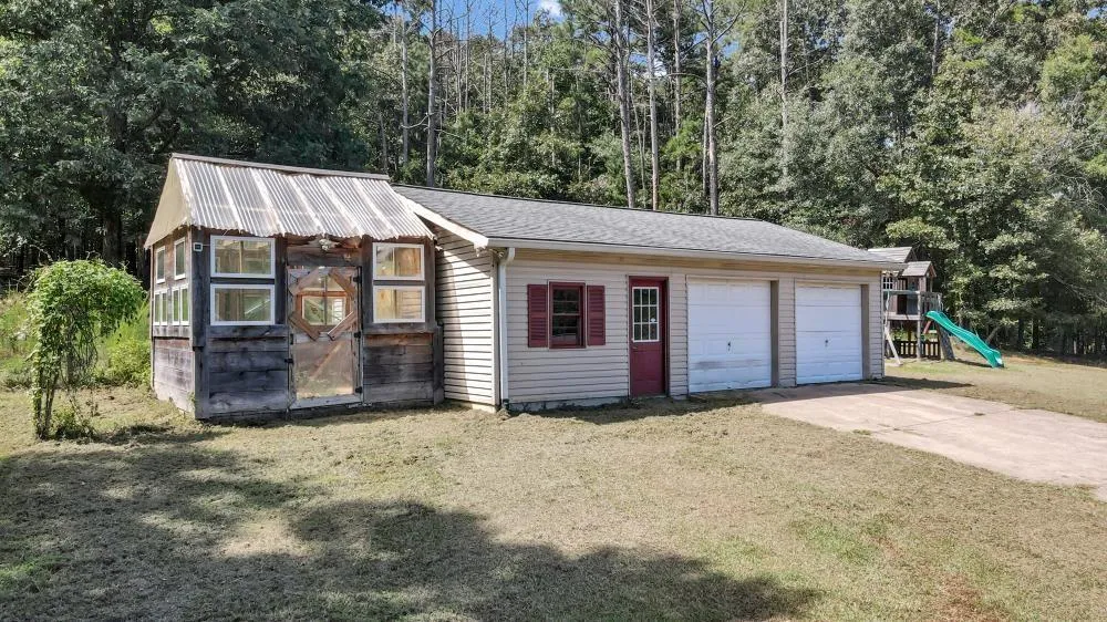 622 Harmony Road SE Aragon, GA 30104