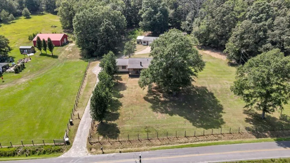 622 Harmony Road SE Aragon, GA 30104