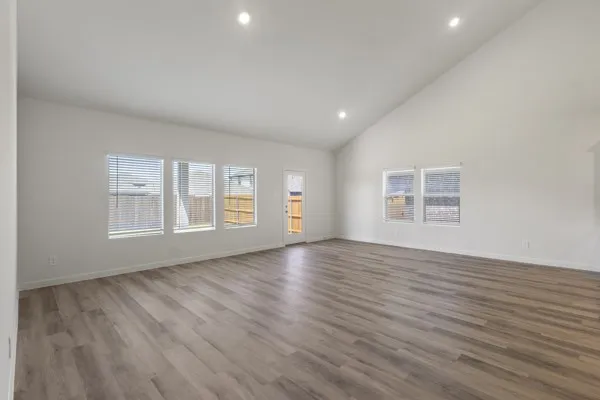 1563 Coldwater Way Crandall, TX 75114
