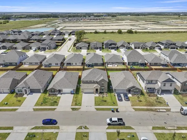 1563 Coldwater Way Crandall, TX 75114