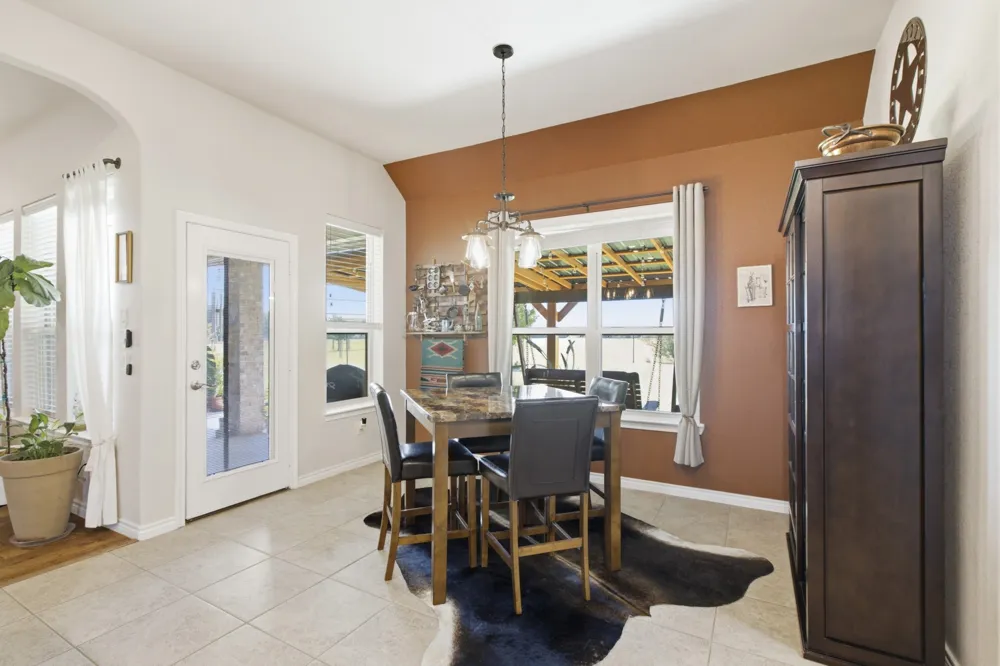4055 Hackberry Circle Caddo Mills, TX 75135