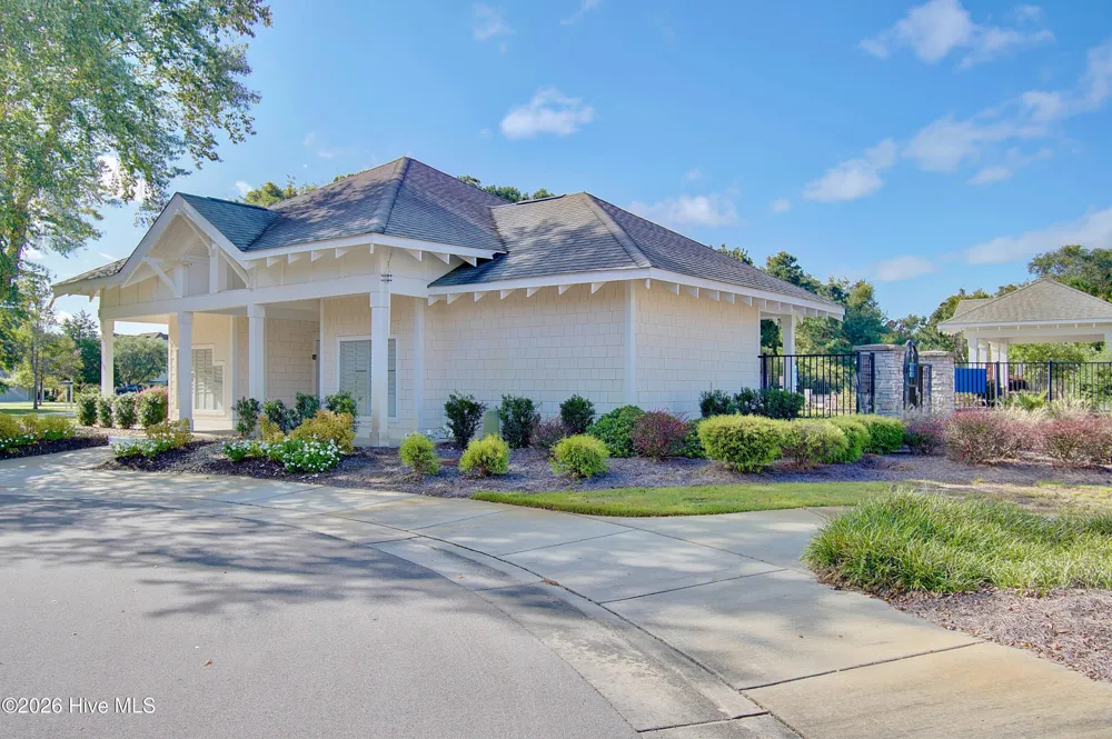 2537 St James Drive SE #Apt 1108 Southport, NC 28461