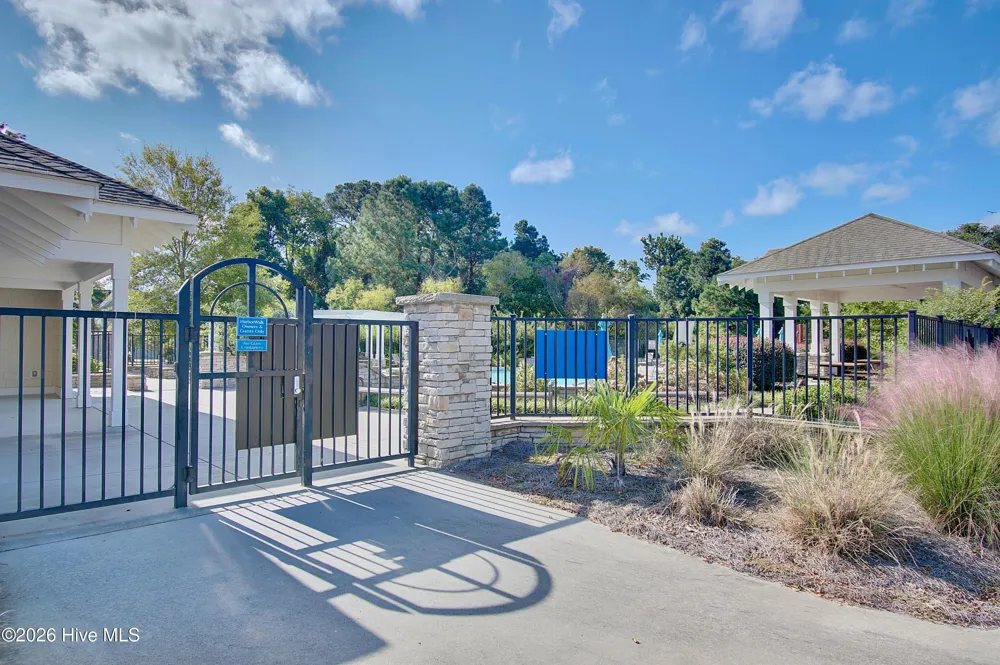 2537 St James Drive SE #Apt 1108 Southport, NC 28461