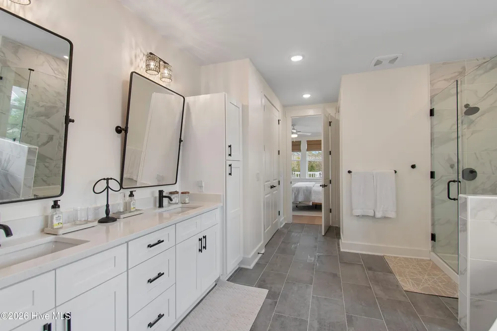 2537 St James Drive SE #Apt 1108 Southport, NC 28461
