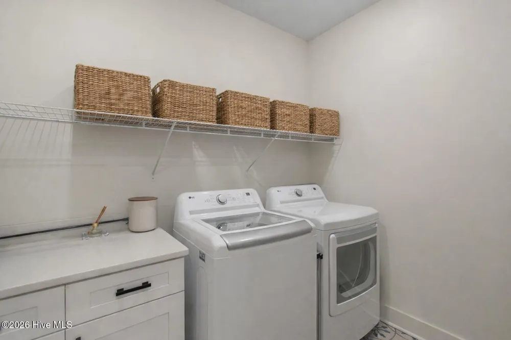 2537 St James Drive SE #Apt 1108 Southport, NC 28461