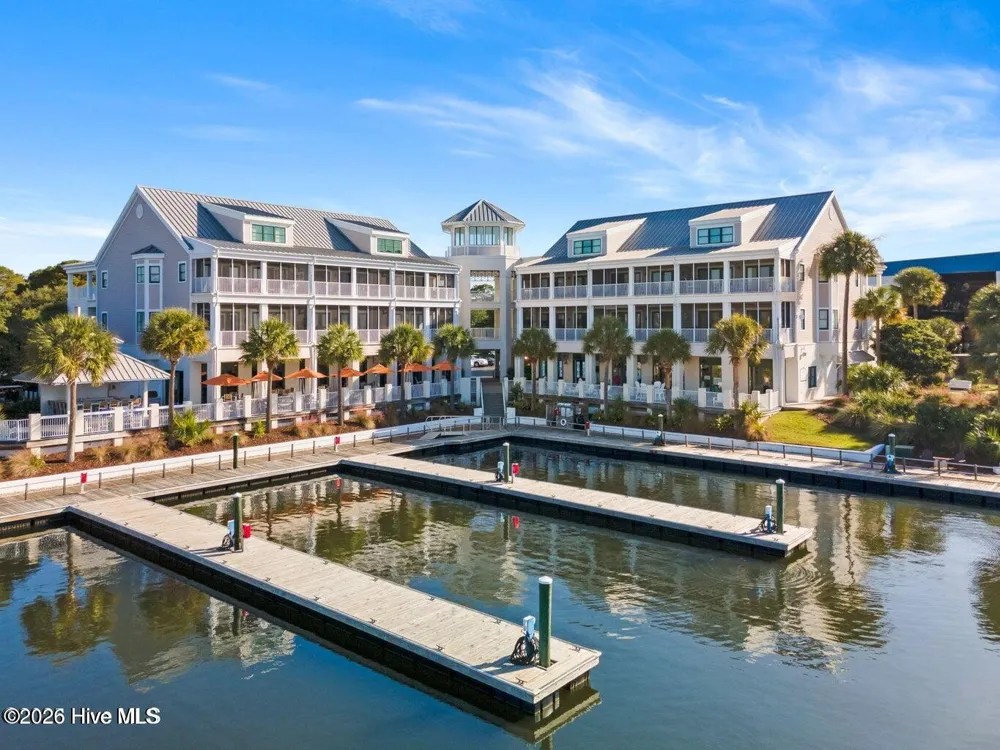 2537 St James Drive SE #Apt 1108 Southport, NC 28461