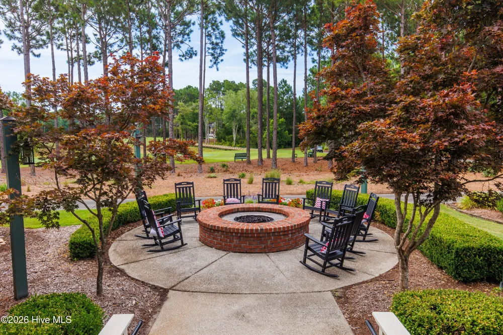 2537 St James Drive SE #Apt 1108 Southport, NC 28461