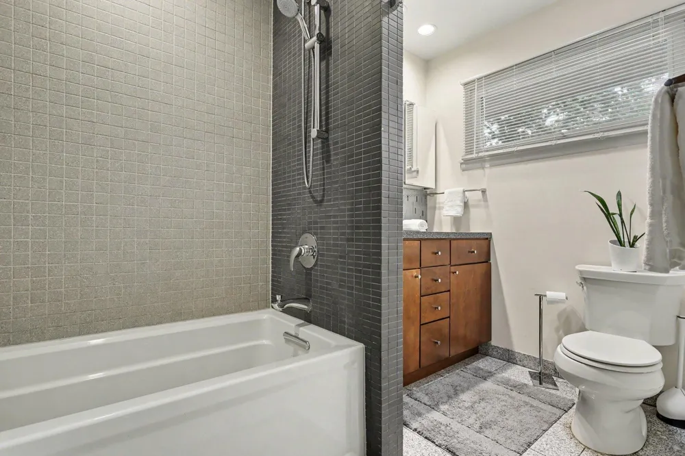 3206 W Valley View Drive St. Joseph, MI 49085