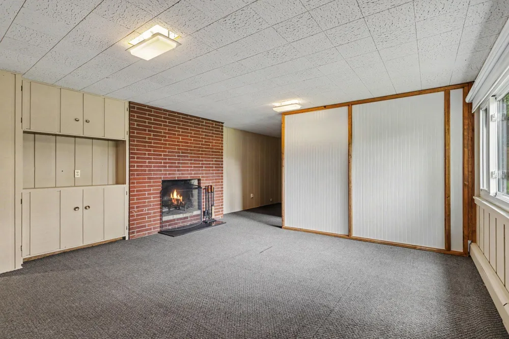 3206 W Valley View Drive St. Joseph, MI 49085