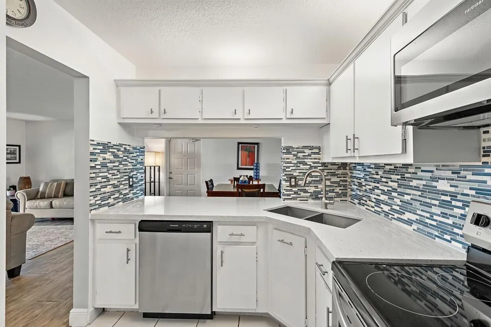 1111 GREEN PINE BOULEVARD #F1 West Palm Beach, FL 33409