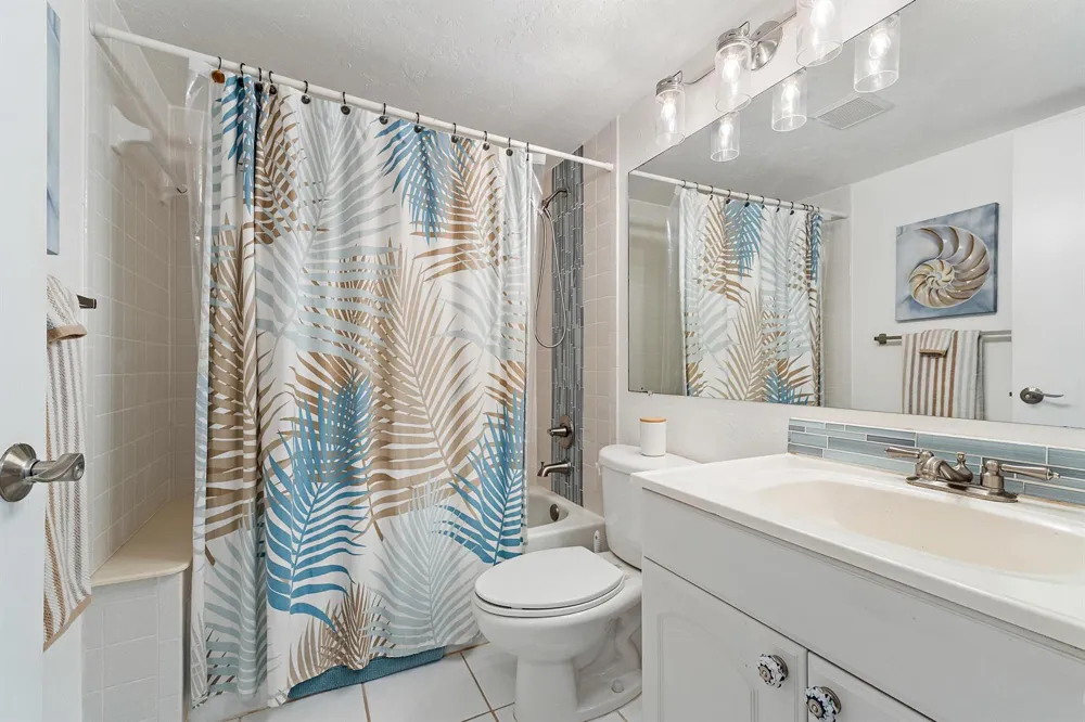 1111 GREEN PINE BOULEVARD #F1 West Palm Beach, FL 33409