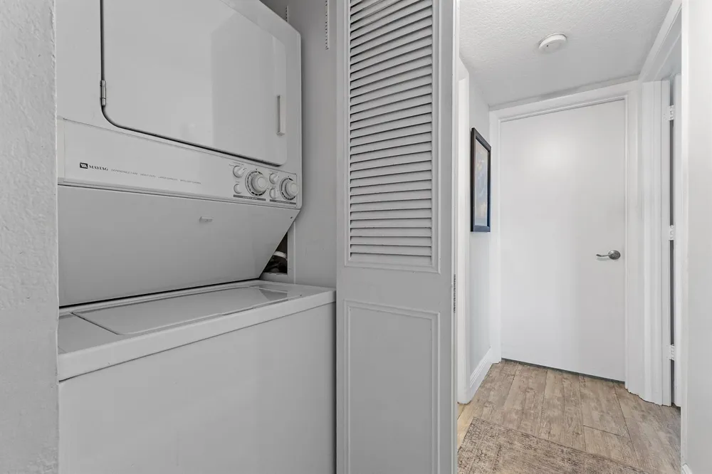 1111 GREEN PINE BOULEVARD #F1 West Palm Beach, FL 33409