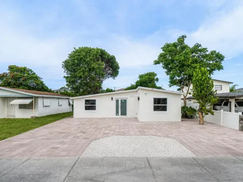 325 SW 8TH AVENUE