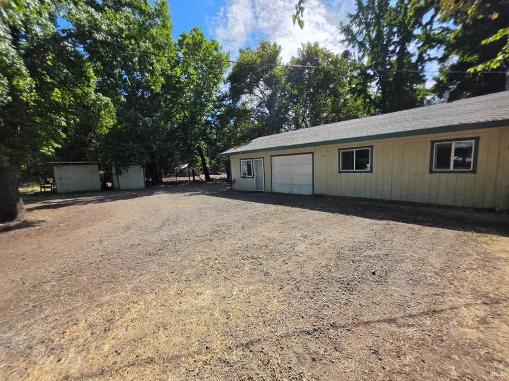 23175 Biggar Lane Covelo, CA 95428