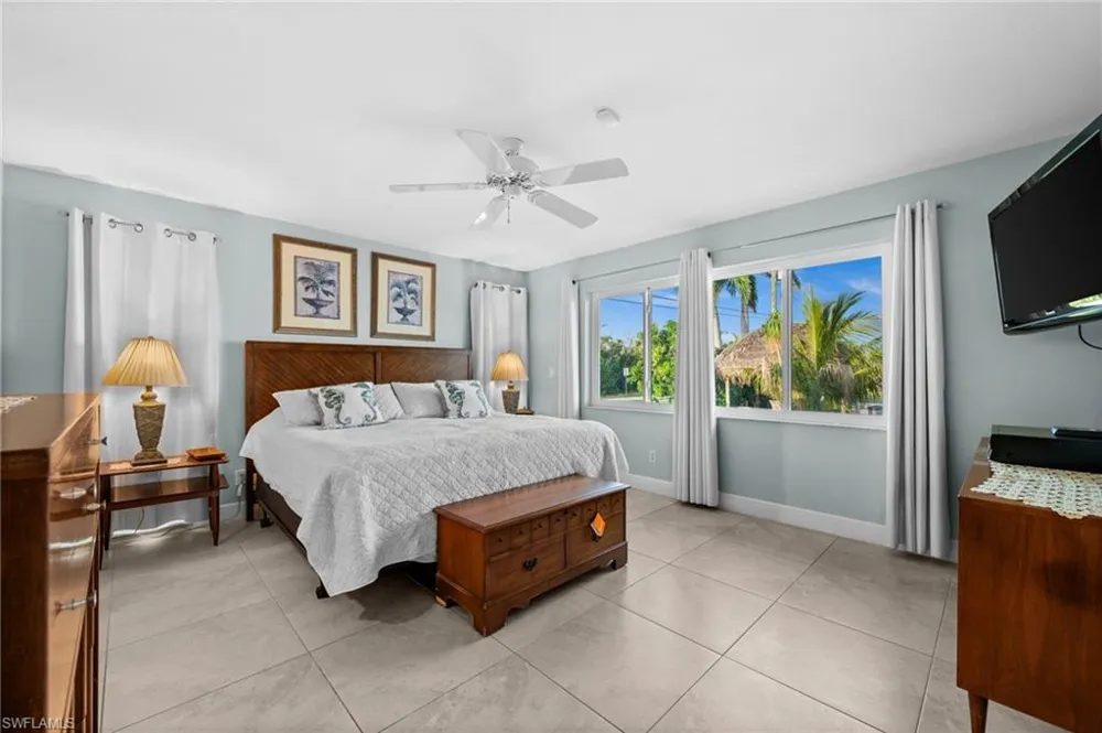 2498 Sapodilla Lane St. James City, FL 33956