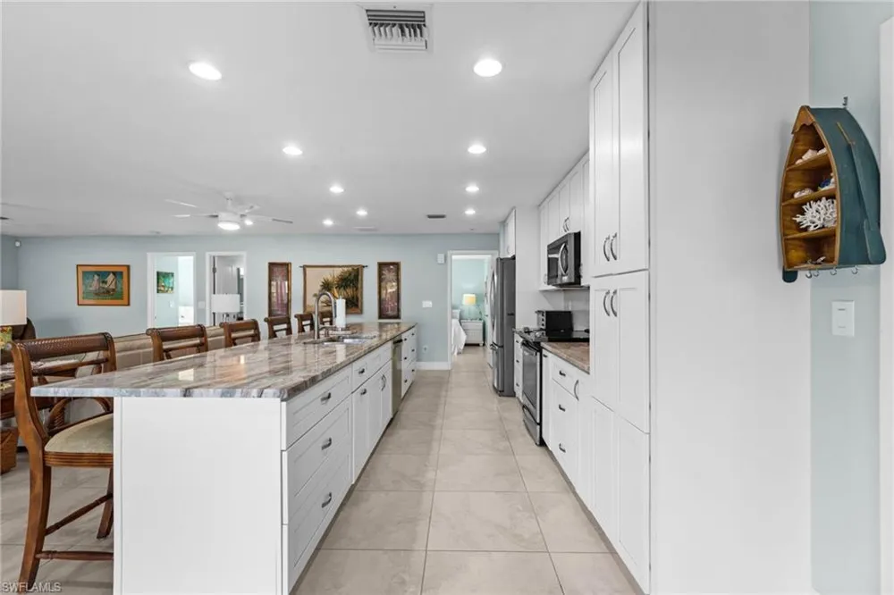 2498 Sapodilla Lane St. James City, FL 33956