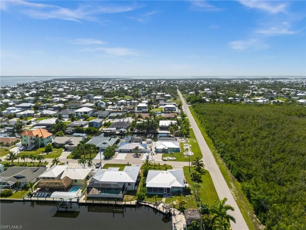 2498 Sapodilla Lane St. James City, FL 33956