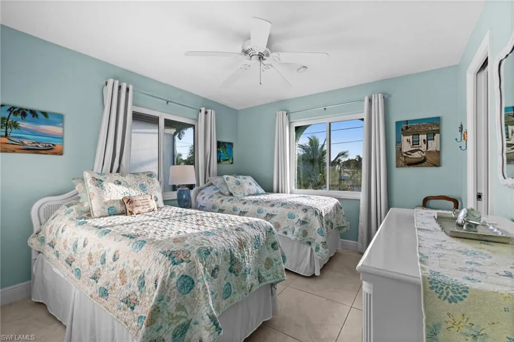 2498 Sapodilla Lane St. James City, FL 33956