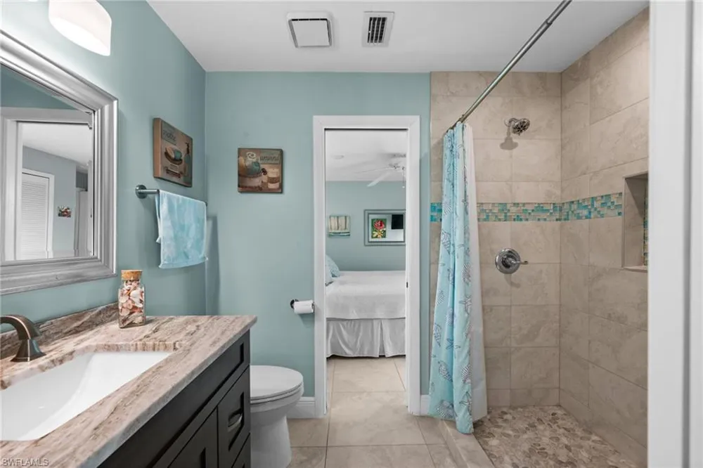 2498 Sapodilla Lane St. James City, FL 33956